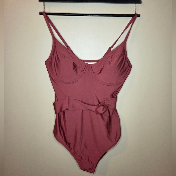 Shade And Shore Swimsuit Size Large 12-14 Belted Burgundy One Piece NWT - Picture 3 of 11